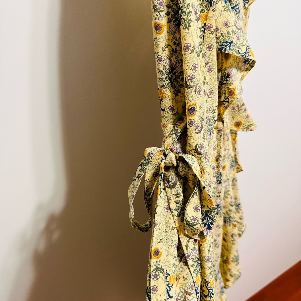 Floral Maxi Dress - Picture 4 of 7